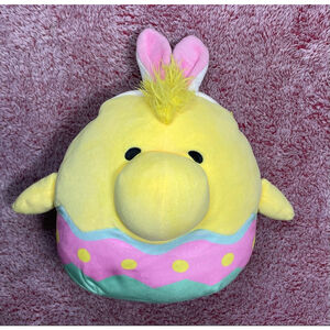 Baby Peanuts Yellow Chick Easter Egg Stuffed squishmellow